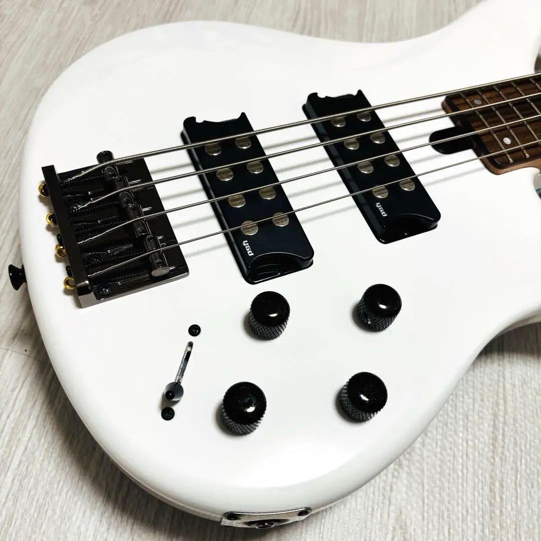 【美品】 YAMAHA ヤマハ TRBX304 WH エレキベース メンテ済み