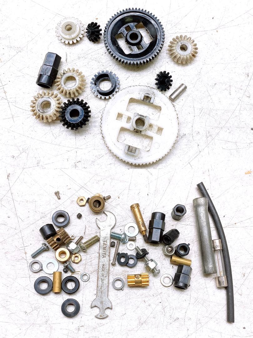 リ*パ様 ●ジャンク品●TAMIYA ポルシェ ラジコン タミヤ ラジコン保管バ