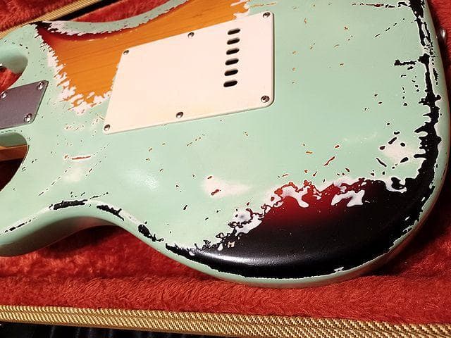 ★SurfGreen Relic Multilayer Stratocaster