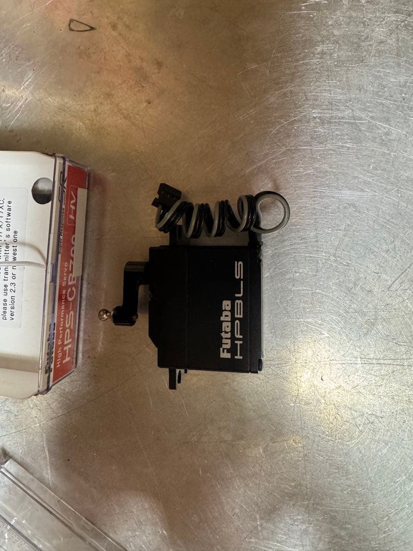 Futaba HPS-CB700 サーボ 仮組のみ　美中古