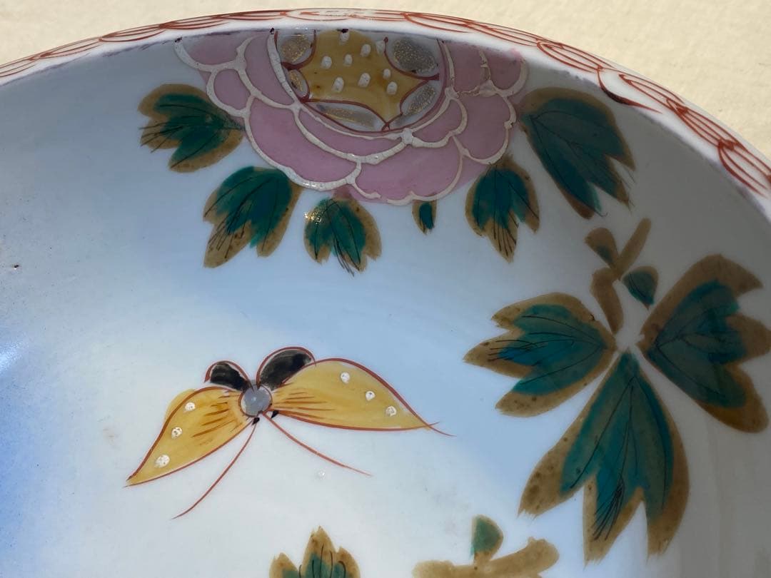 伊万里　古伊万里　鉢　三つ鉢　入れ子　色絵　蝶の図　花の図