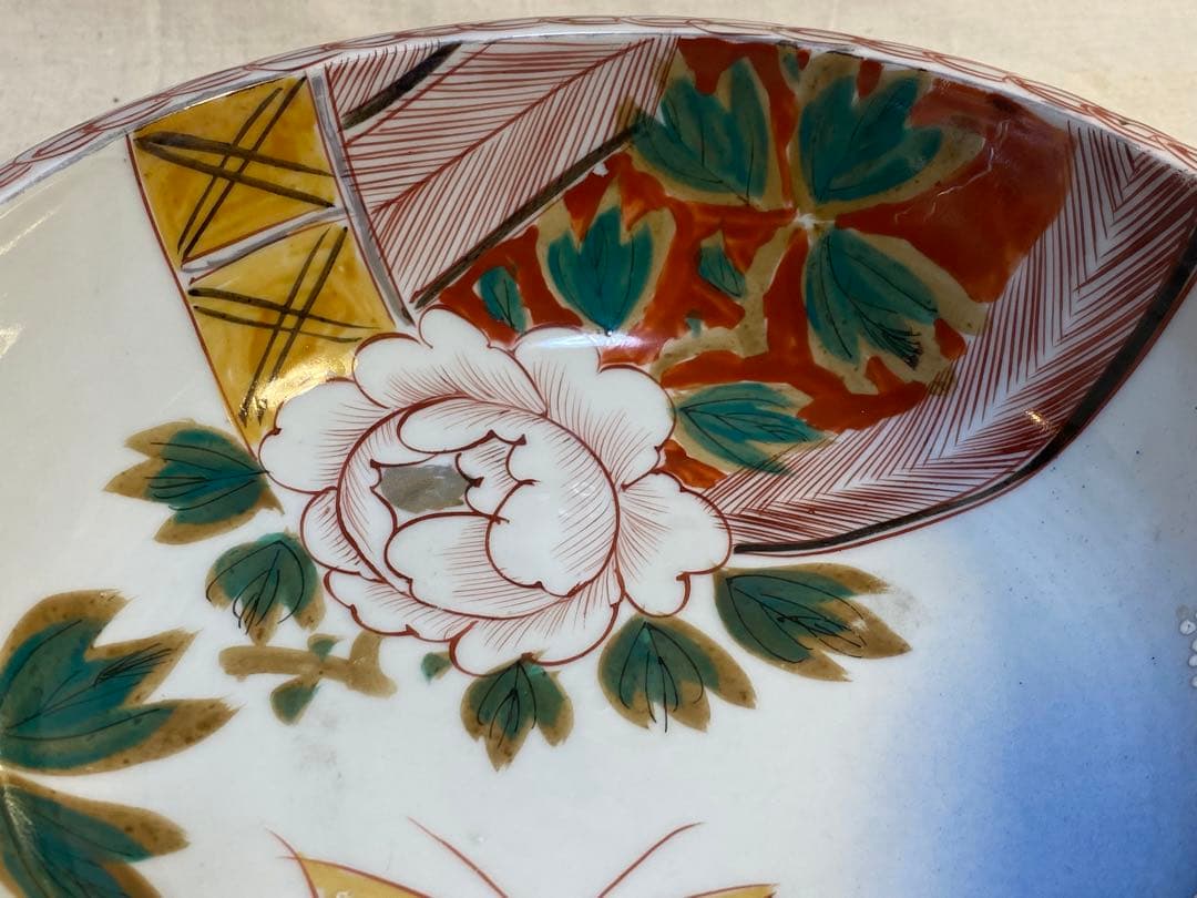 伊万里　古伊万里　鉢　三つ鉢　入れ子　色絵　蝶の図　花の図