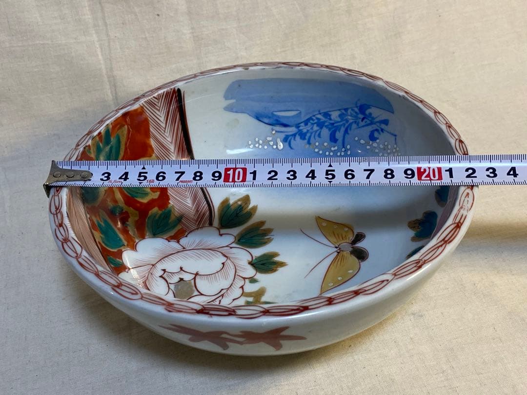 伊万里　古伊万里　鉢　三つ鉢　入れ子　色絵　蝶の図　花の図