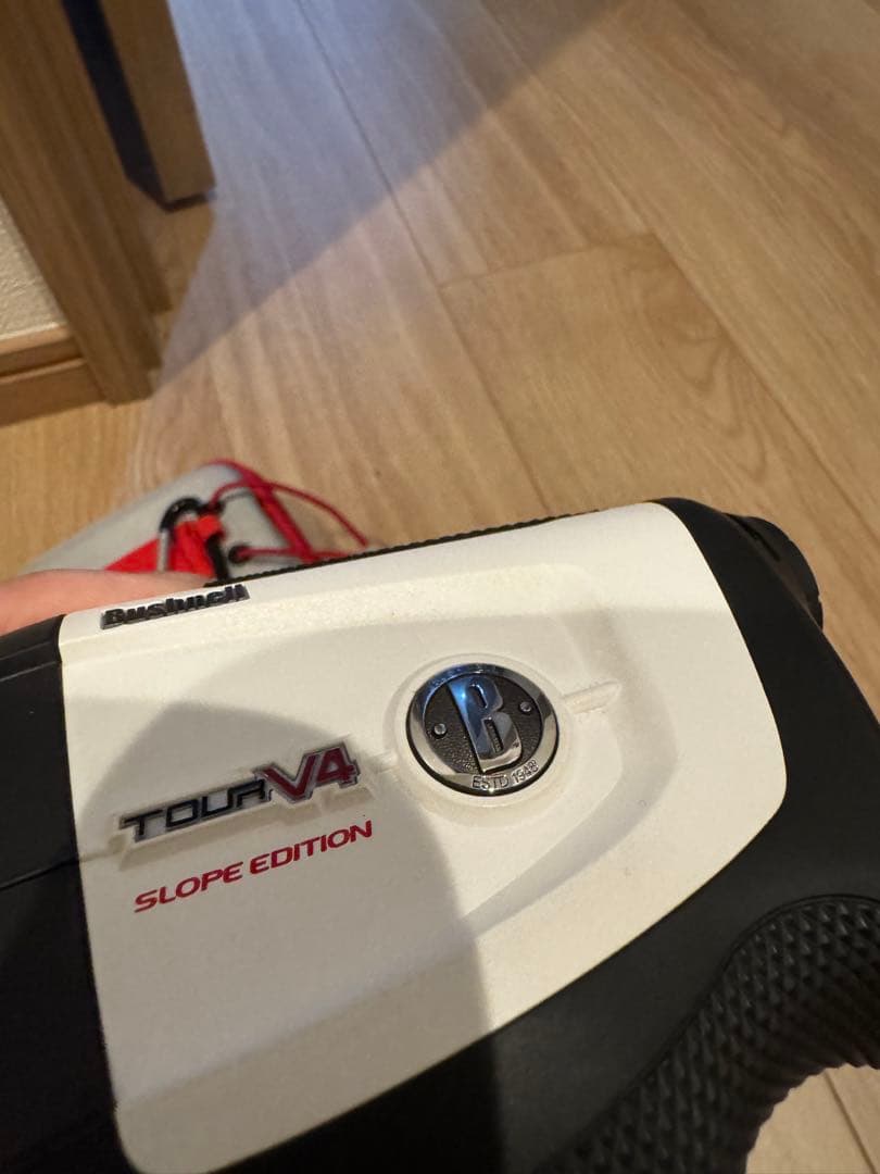 レーザー距離計　ブッシュネル ピンシーカー　ツアー　V4ジョルト ツアー　XE