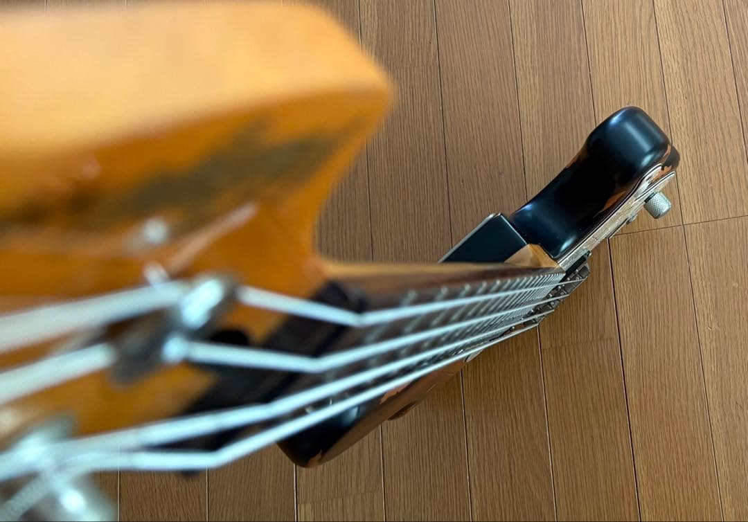 Vintage ICON Series V4 レリック使用