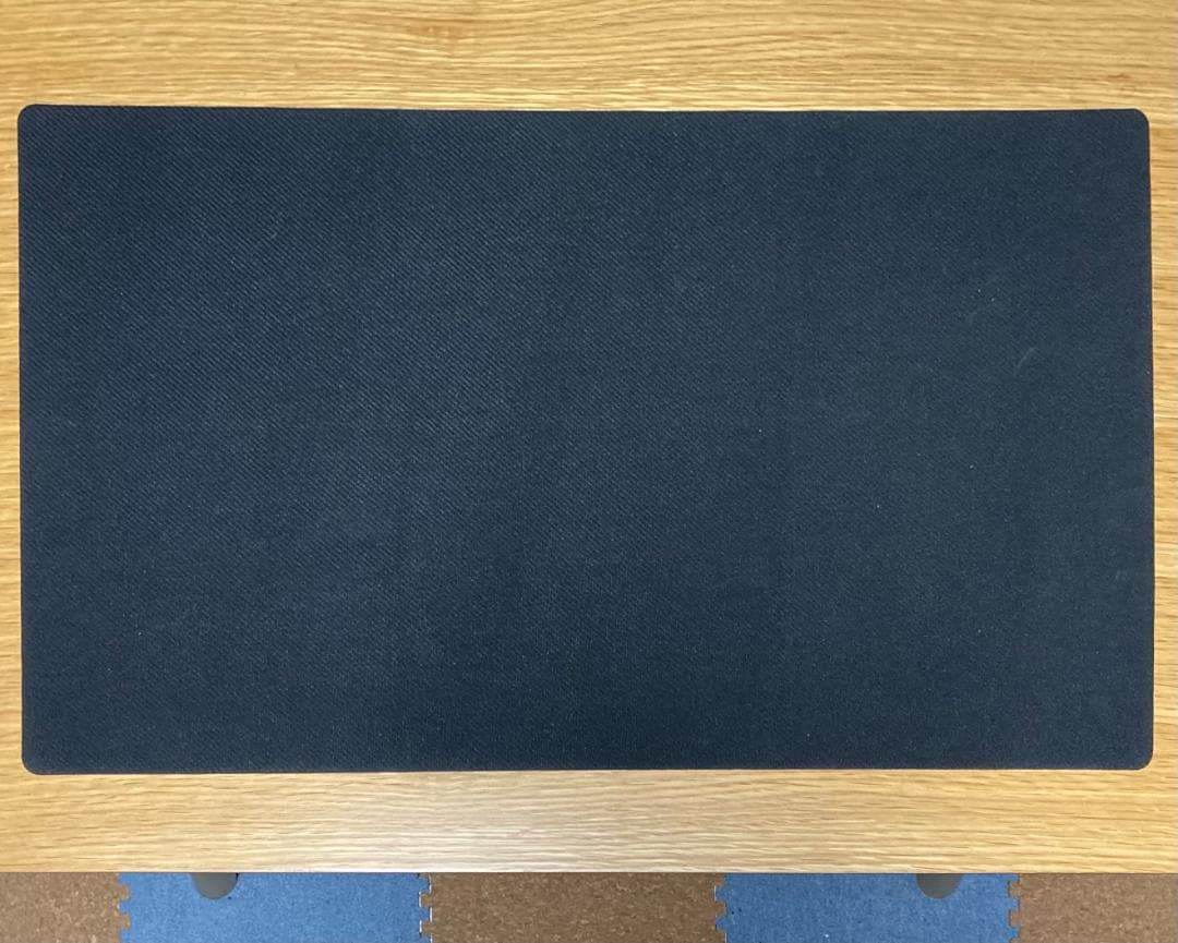 メガフシギバナプレイマット2025 海外限定 新品未使用