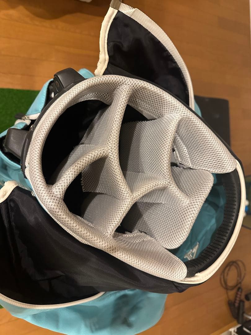 パーリーゲイツ　レディース　キャディーバッグとヘッドカバー2個