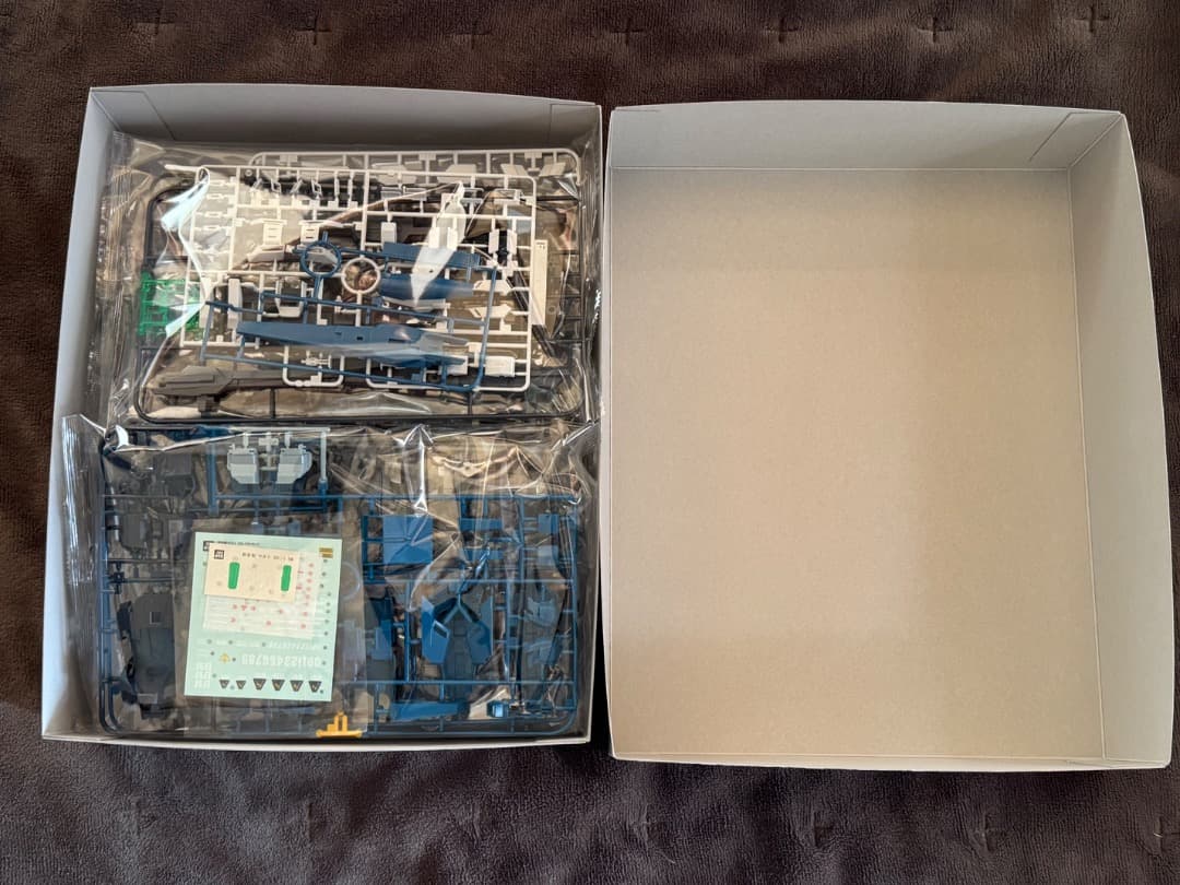 極美品　商品、未使用　MG リック・ディアス(クワトロ機) リゼル隊長機