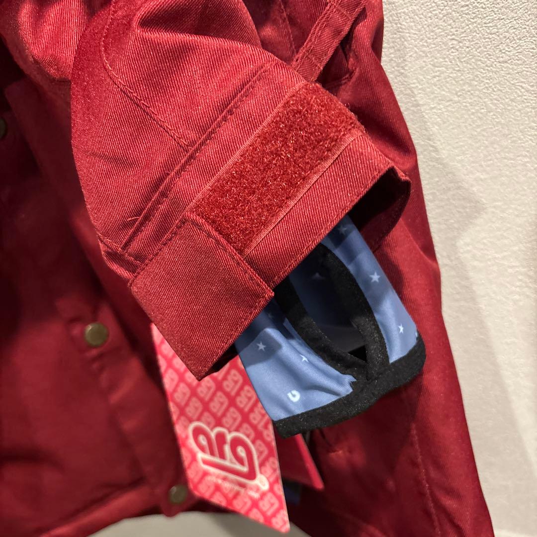 新品　ARG  スノーウェア M 上のみ