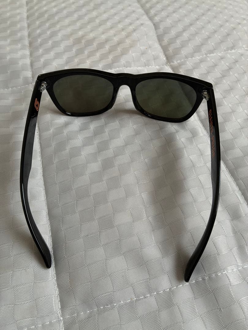 サングラス　巨人　ナノユニバース　コラボ