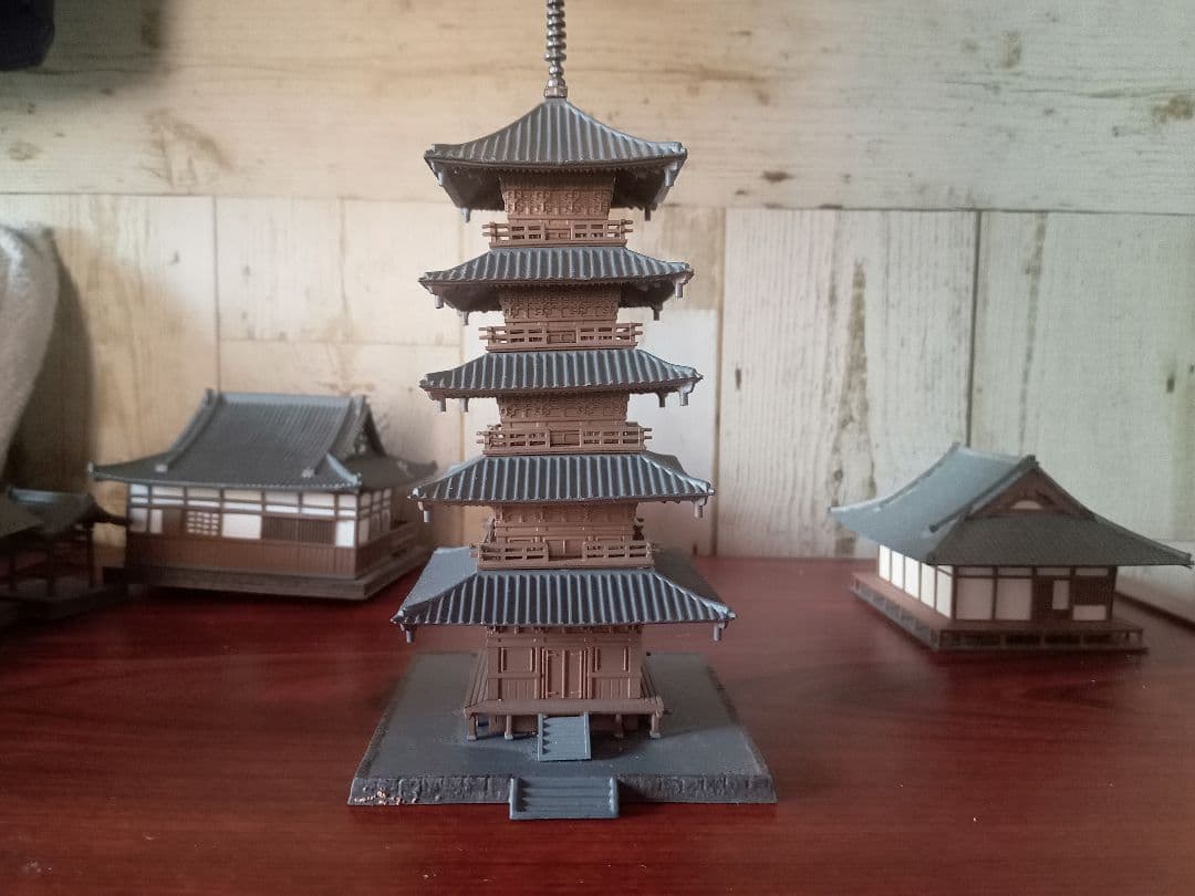 鉄道模型　ジオコレ　五重の塔・神社他