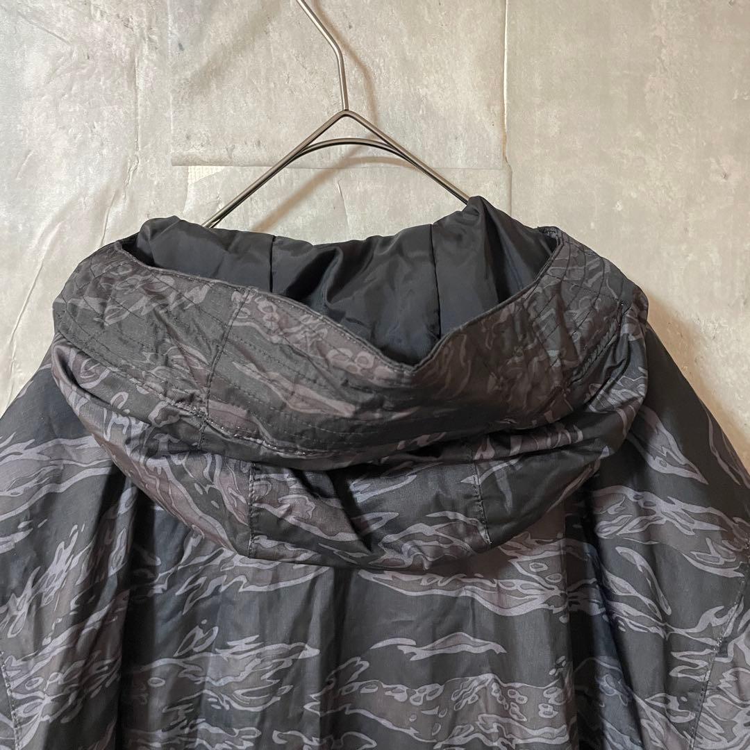 Burtonバートンスキーウェアスノーボードジャケットパーカー黒ブラック迷彩希少