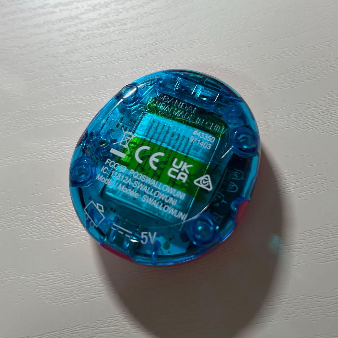 たまごっちユニ ピンク バンド、USBケーブル付き