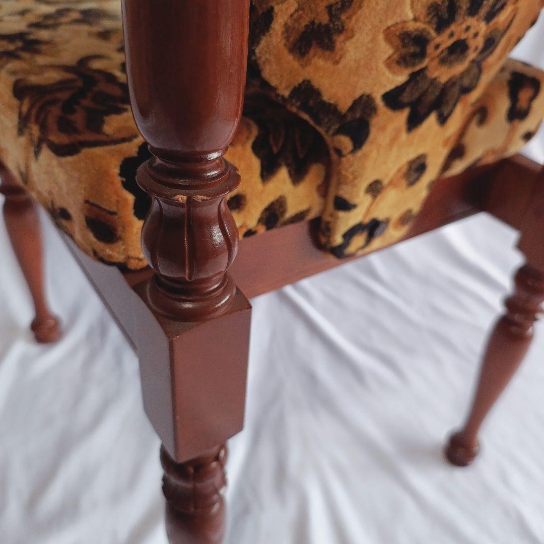 ヴィンテージ 花柄 オリーブ 経年のファブリックが美しい ダイニング チェア