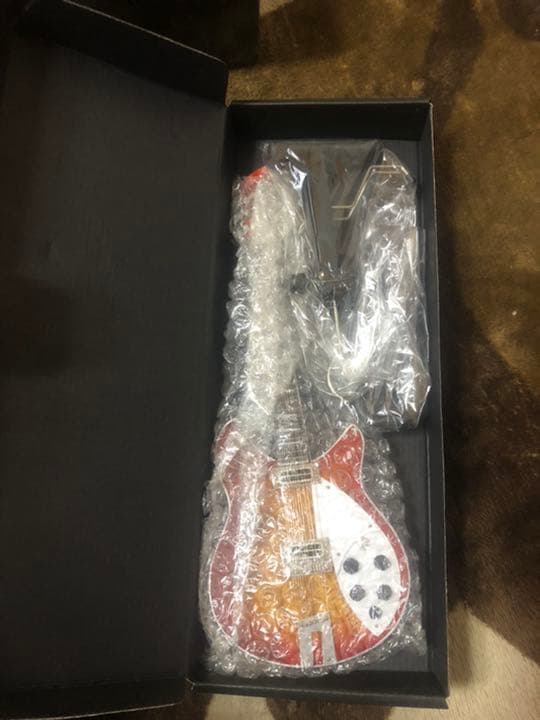 ビートルズ　thebeatles ミニチュアギター