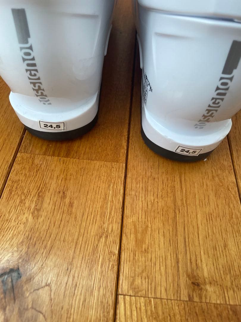 ロシニョール ROSSIGNOL スキーブーツKIARA SENSOR50