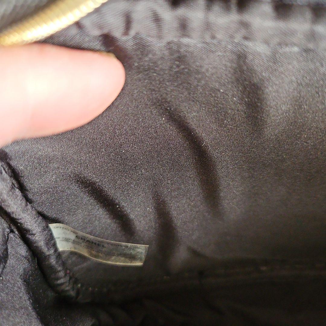 し*ば様 CHANEL BEAUTE ブラックポーチショルダー