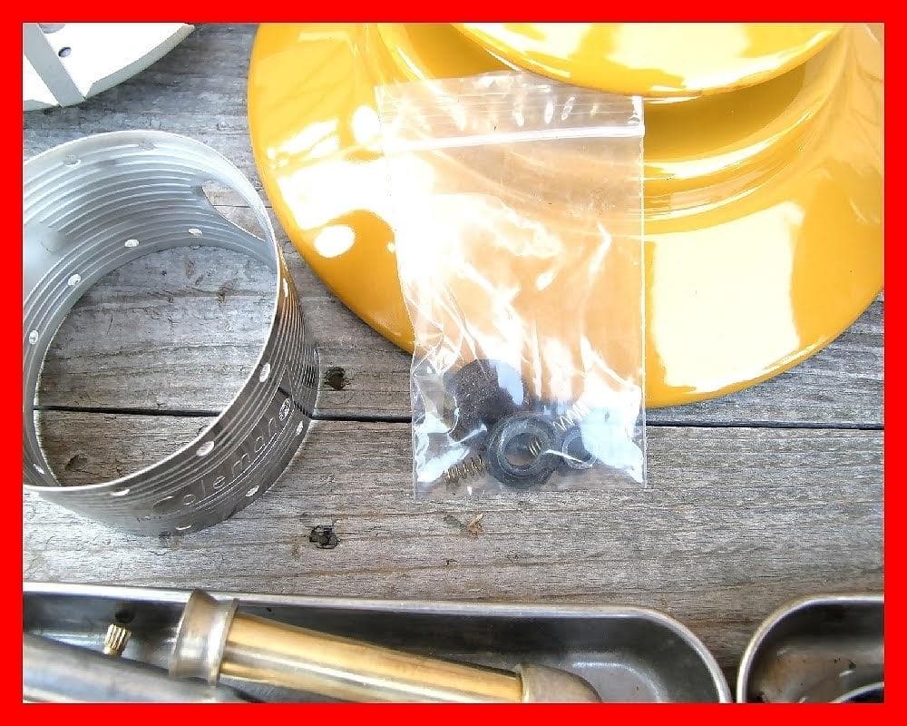 COLEMAN 228F GOLD BOND LANTERN 【7240626】