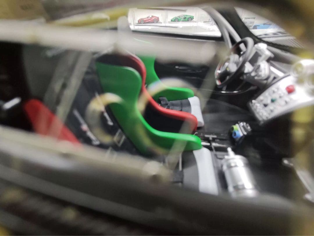 新発売 入手困難 HH モデル 1/18 パガーニ Zonda グレーカーボン