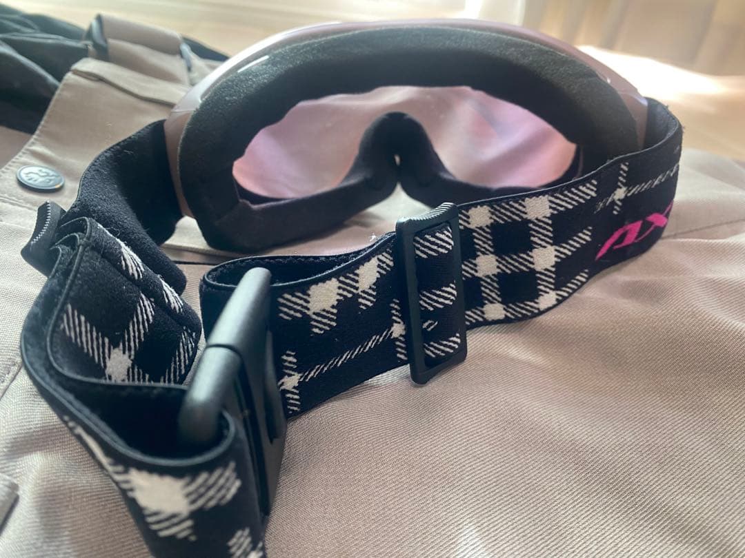 カモフラ柄　迷彩　スノーボードウェア スノボウェア　ゴーグル付き　Mサイズ　9号