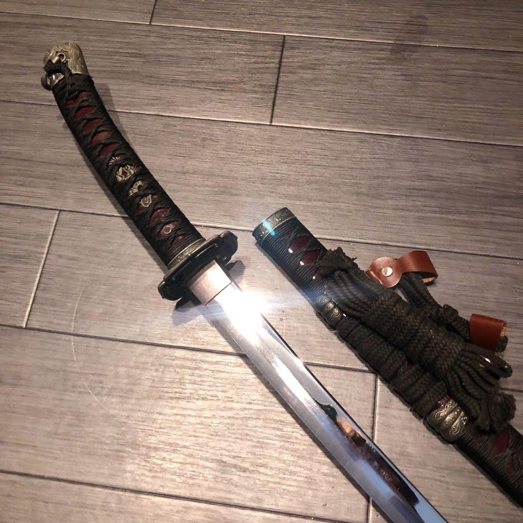 高級模造刀　日本軍拵え　居合刀　樋入刀身　合金刀身　朱拵え　重みあり