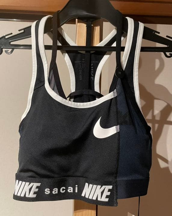 NIKE × sacai ナイキ サカイ スポーツブラ
