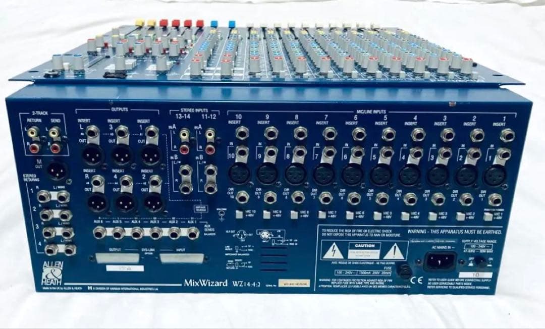 ALLEN & HEATH MixWizard WZ 14:4:2+ ケース付