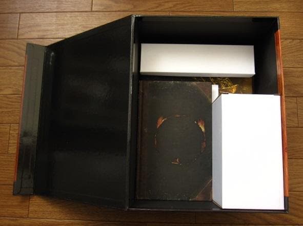 Dark Souls III Estus Flask Edition　限定版