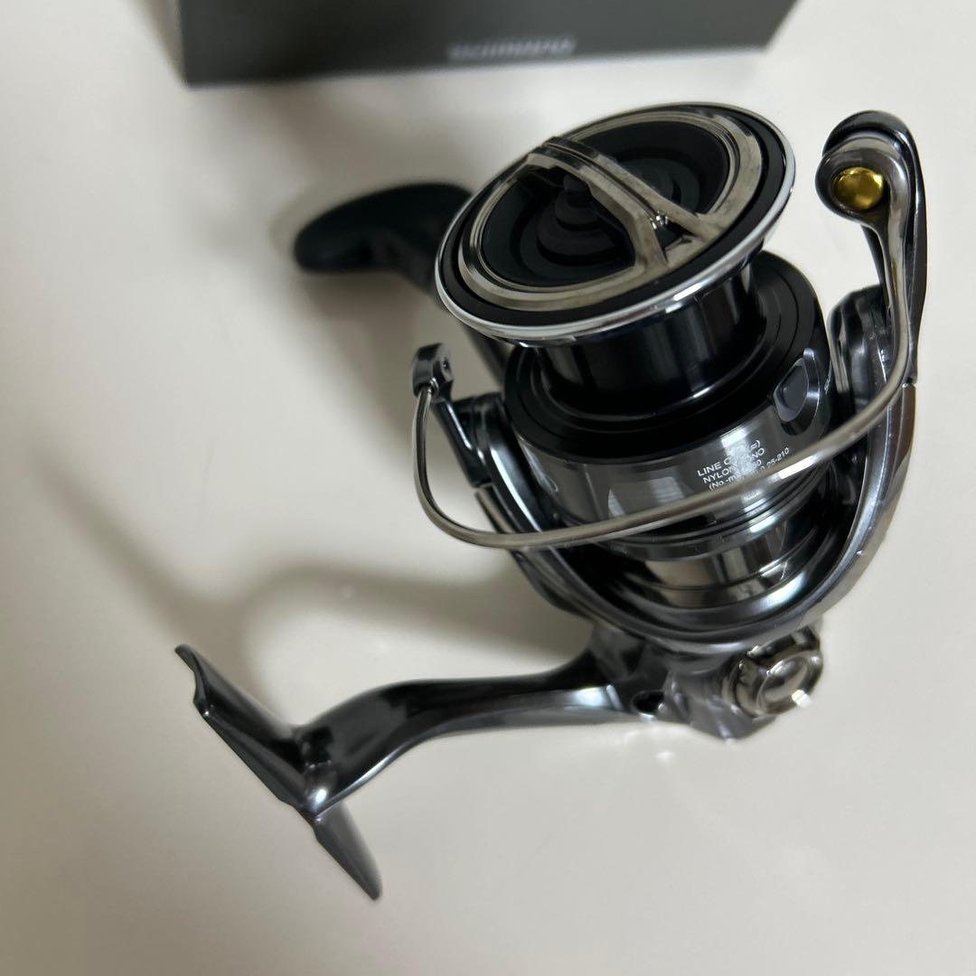 リール SHIMANO 24TWIN POWER C3000