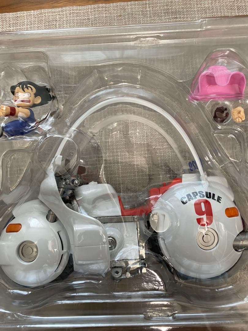 ドラゴンボールS.H.F iguarts ブルマのバイクポイポイカプセルNo9.
