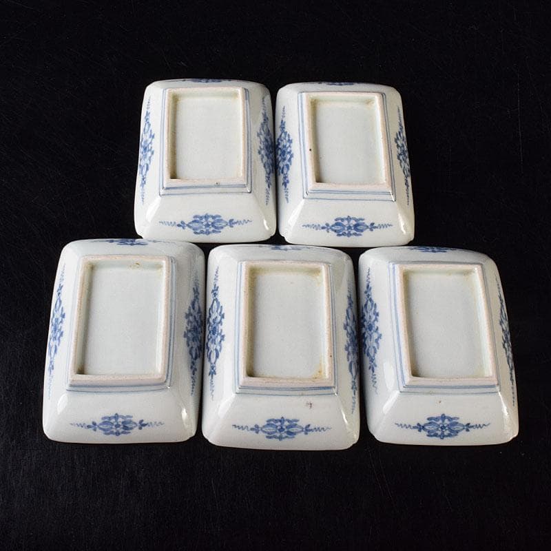 伊万里焼　古伊万里　大川地焼　染付　蓮文　四方向付　五客　時代箱　M　R8185