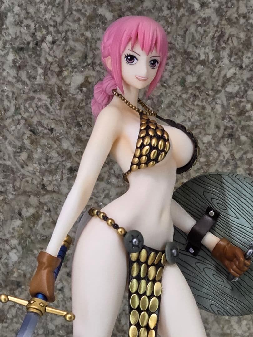 P.O.Pワンピース “剣闘士 レベッカ” 「アクリル台座付き」