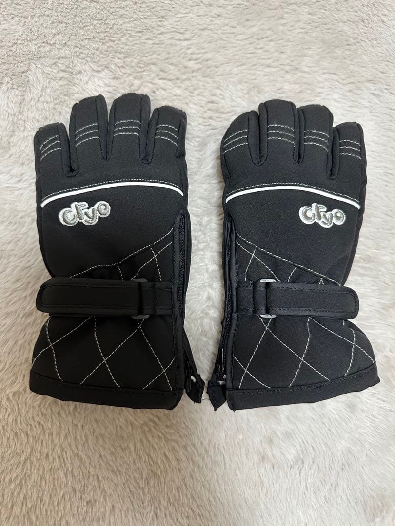 【セット売り】スノーボードウェア➕手袋（125㎝〜145㎝くらいまで使えます）