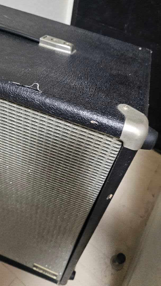 【動作確認済】Fender スピーカーキャビネット B210CE ベース