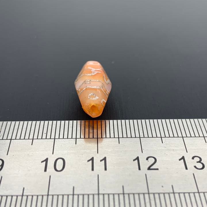 【状態良し】アンティーク エッジドカーネリアン ビーズ