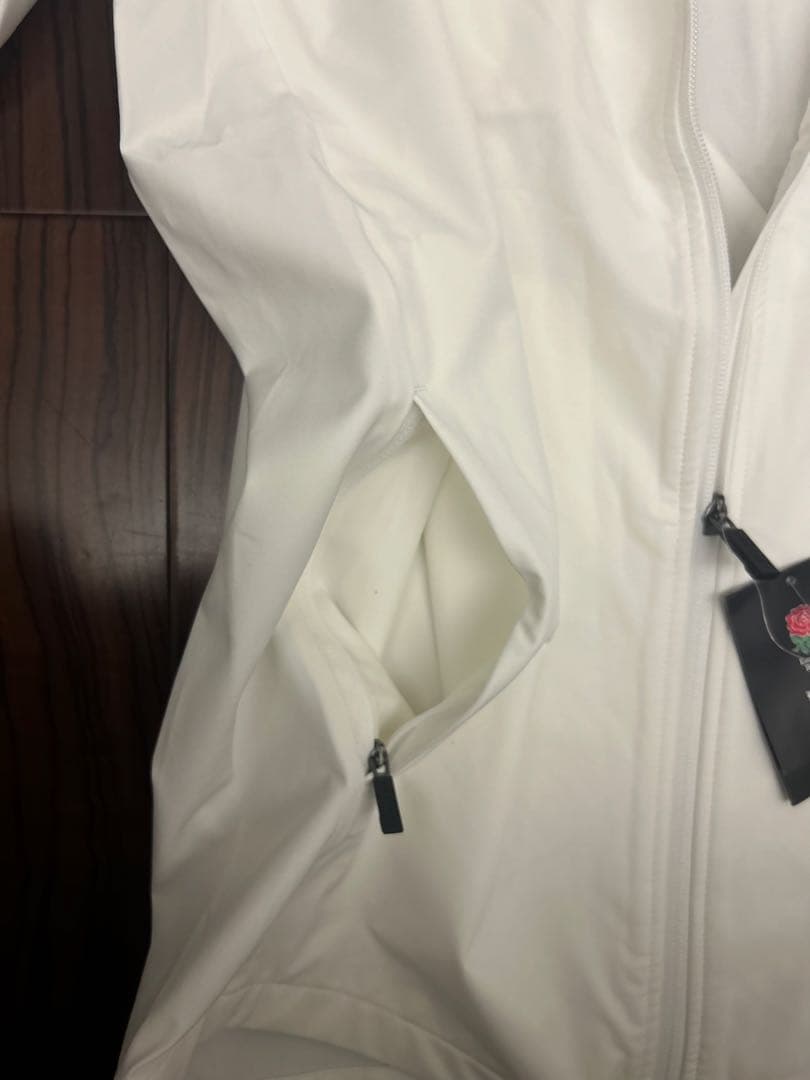 【新品未使用】Castore ラグビー　イングランド代表　ジャケット　 L