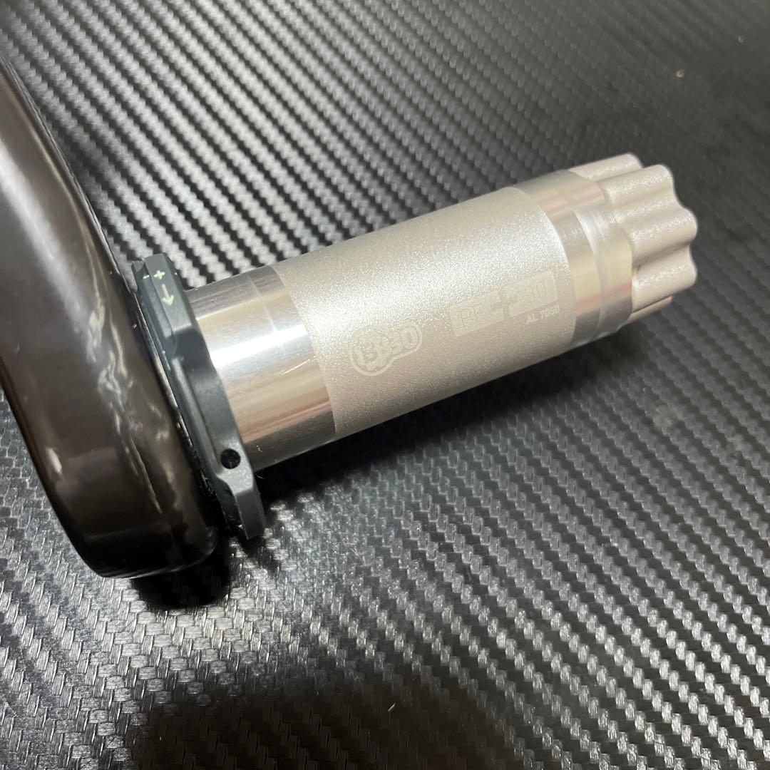 SRAM RED22 カーボンクランクセット 52-36 170mm PF30