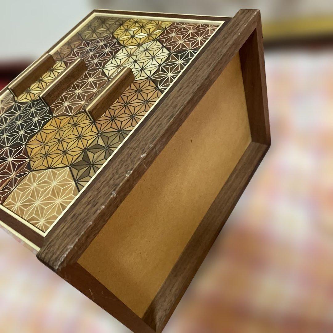 三ッ引き出し　亀甲　箱根寄木細工　木製　工芸　引き出し　三段