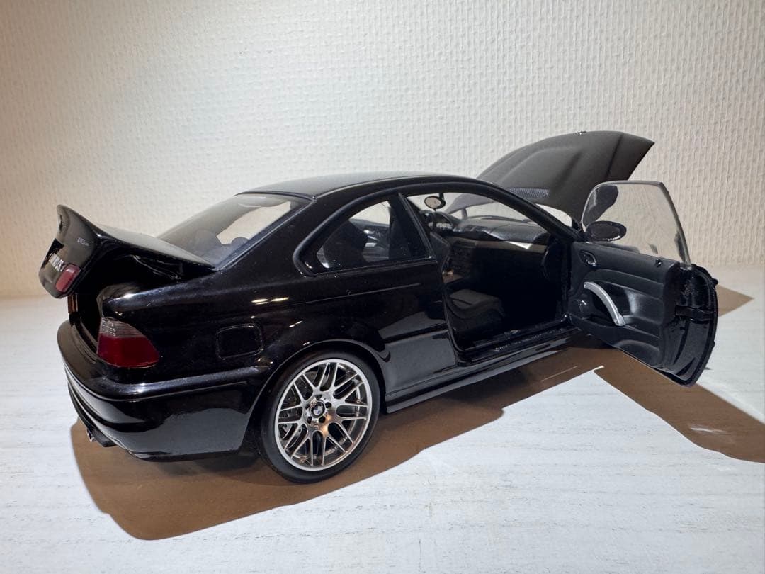  M3 CSL ミニカー 1/18スケール 黒