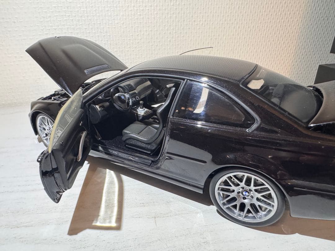  M3 CSL ミニカー 1/18スケール 黒