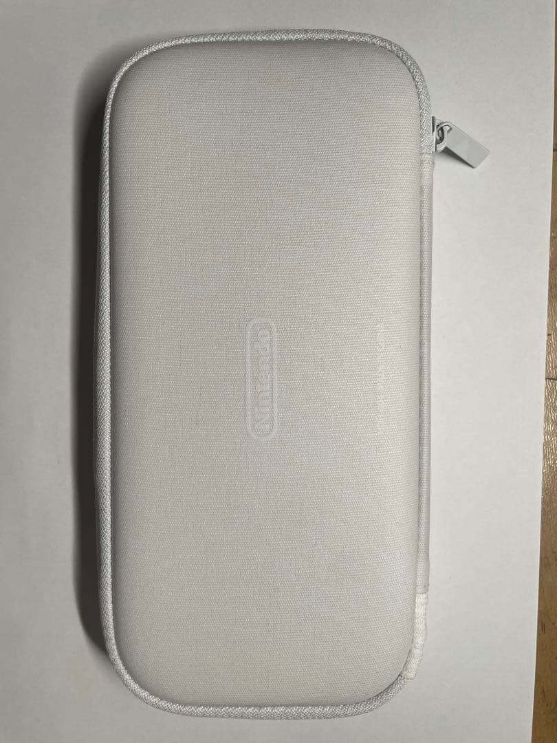 Nintendo switch Lite （本体ケース、カセット付き）