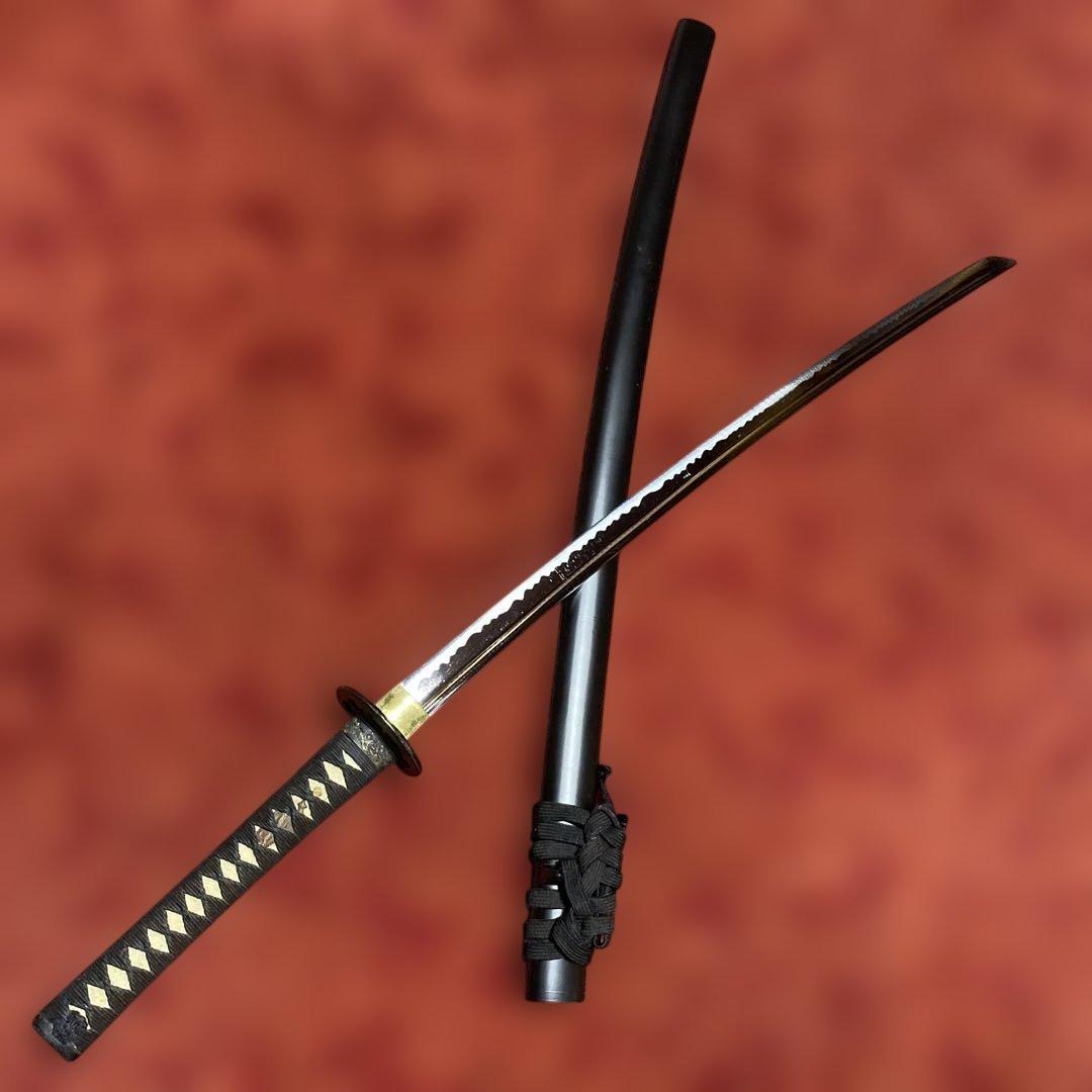 高級居合刀 黒柄 蓮根輪切透し丸鍔 黒呂鞘