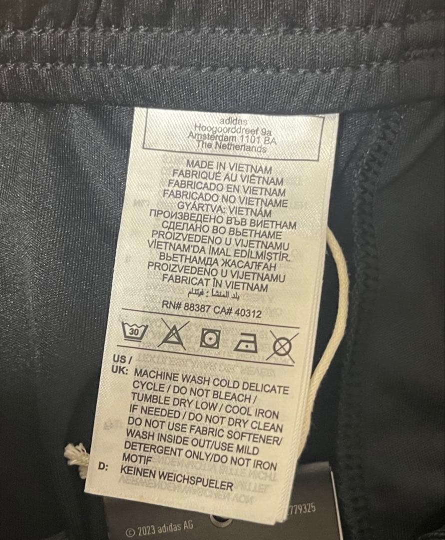 アーセナル　トレーニングショーツ　ショートパンツ　国内M相当　新品