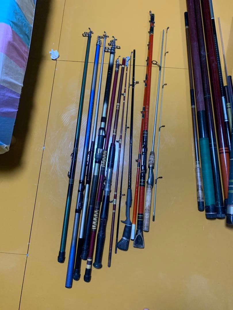 多数の釣り竿セット