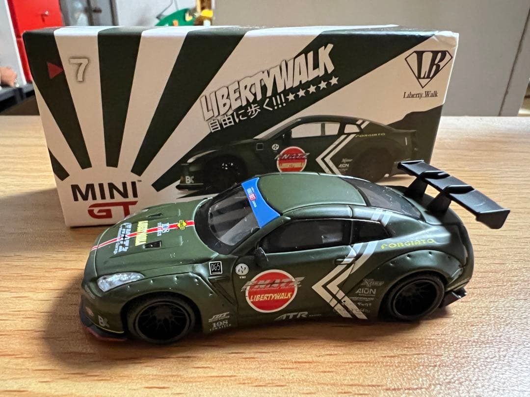 MINI GT LBWK Zero Fighter r35 GT-R零戦