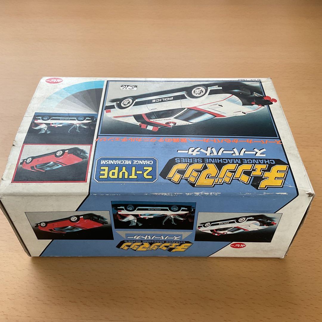 ポピー　チェンジマシン　スーパーパトカー/スーパーカー　2タイプ