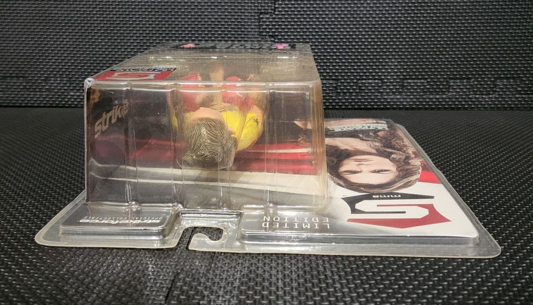 UFC ROUND5 フィギュア 限定版 ロンダ・ラウジー WWE UFC