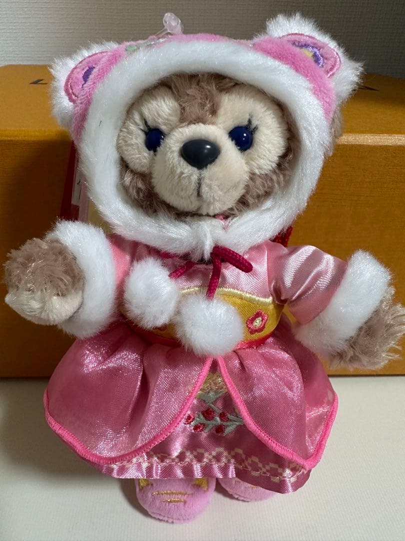 2022年上海ディズニー新春限定ダッフィー&シェリーメイ　ぬいぐるみキーホルダー