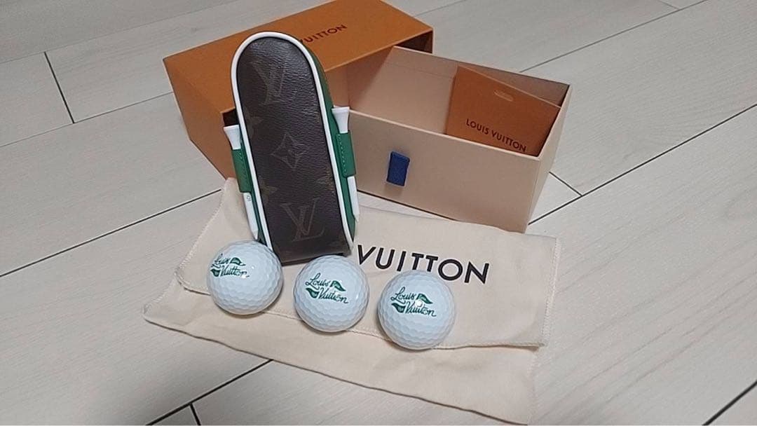 VUITTON ヴィトン ゴルフボールセット