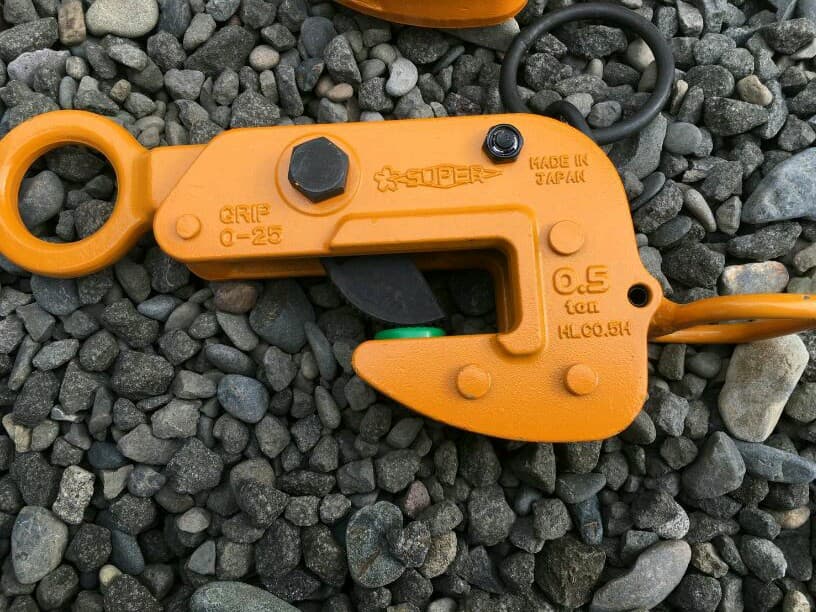 横吊りクランプ　0,5トン